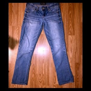 Express Jeans. Skinny. Stella. Regular fit.